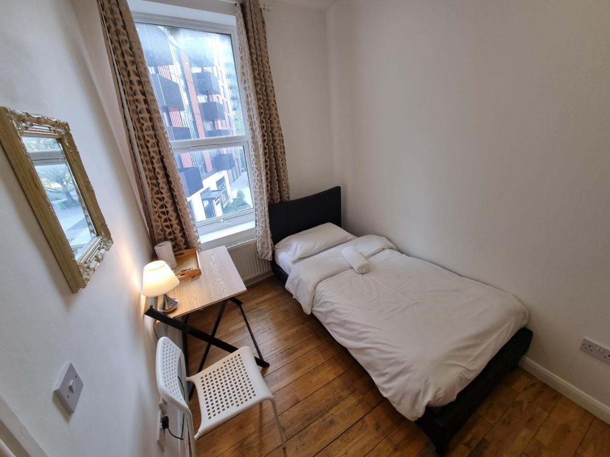 Habitación Individual con baño privado