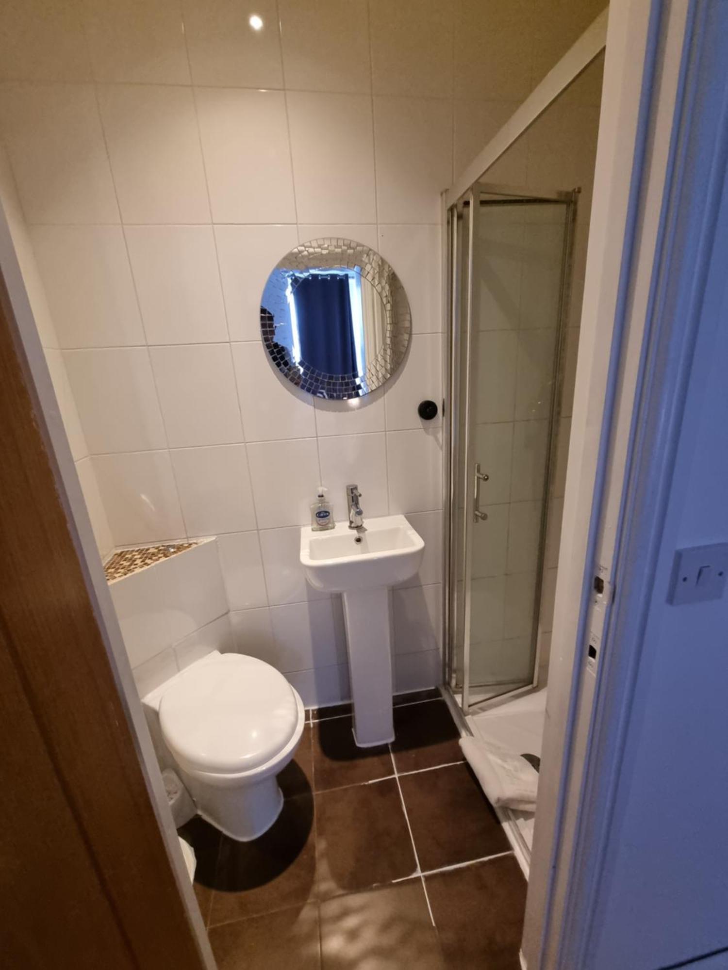Habitación Doble con baño privado